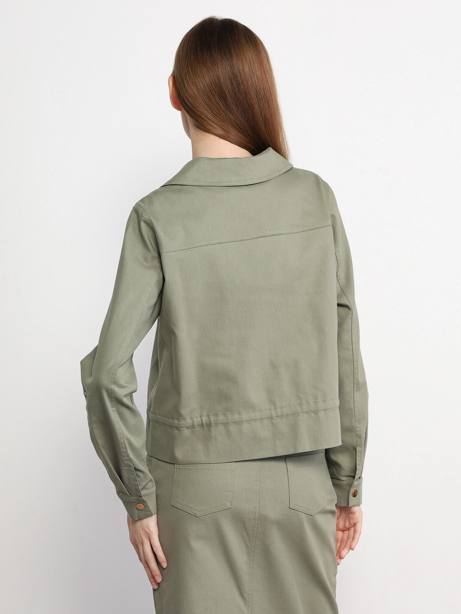 Жакет цвета хаки с кокеткой